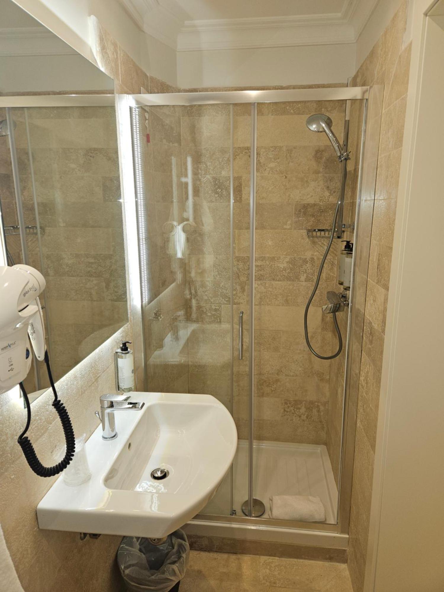 Aca Hotel Viminale ローマ エクステリア 写真